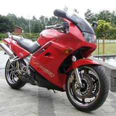 Honda VFR 750 F