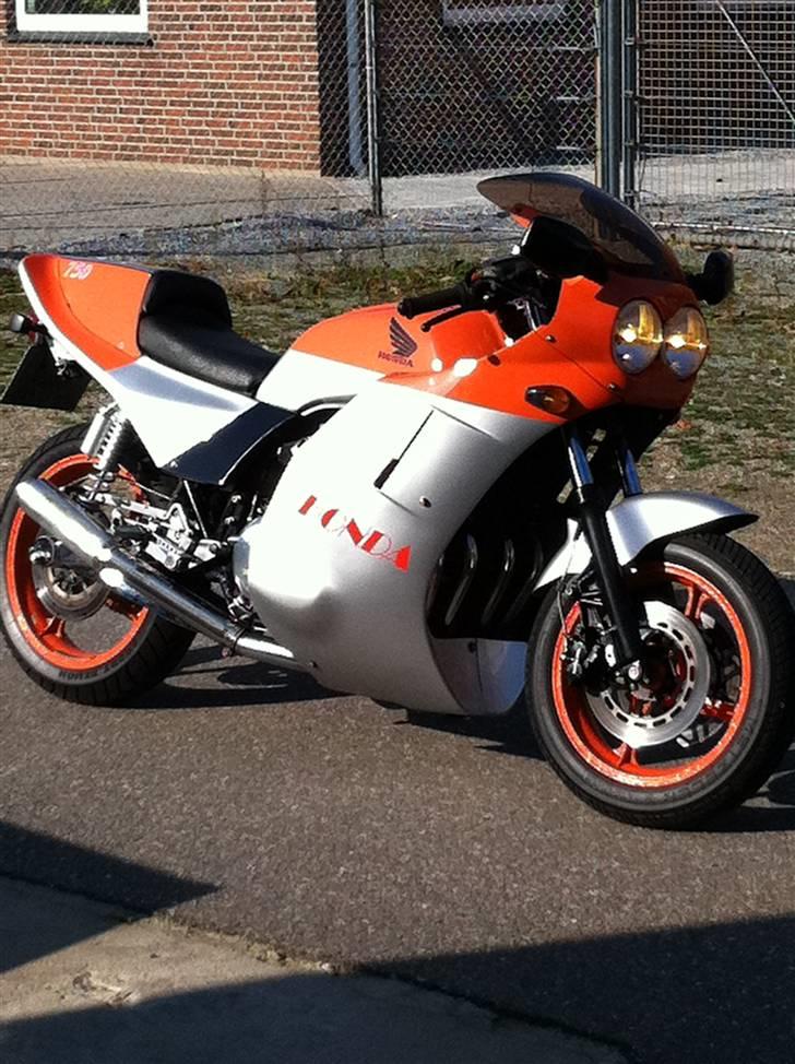 Honda cb  750 f billede 9