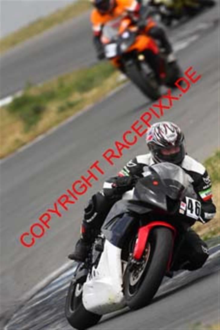 Honda CBR 600 RR Baneged billede 16