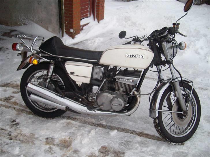Suzuki GT 550 Solgt billede 2