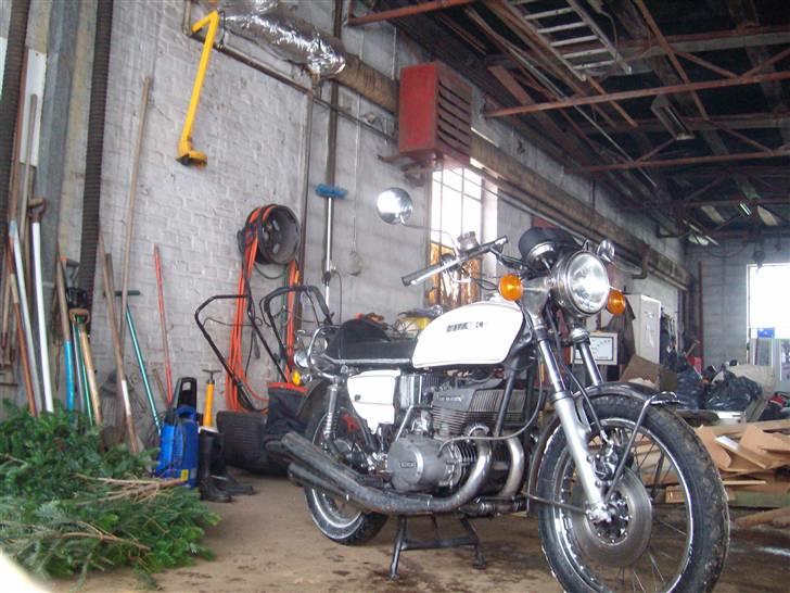 Suzuki GT 550 Solgt billede 11