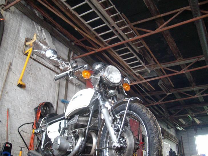 Suzuki GT 550 Solgt billede 12