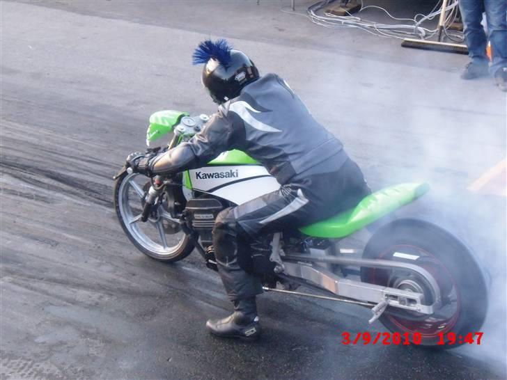 Kawasaki gpz 9oo billede 13