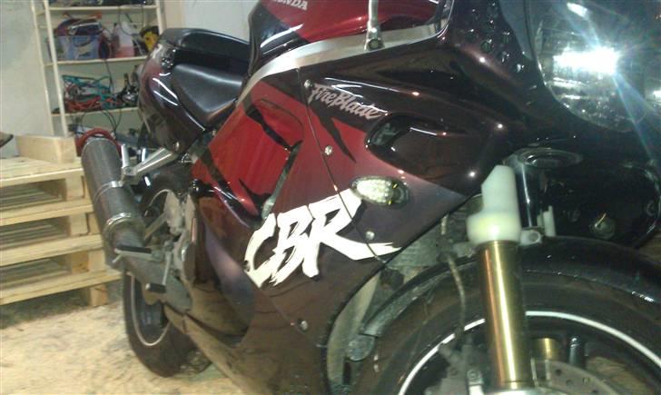 Honda cbr 900 rr fireblade *solgt* billede 4