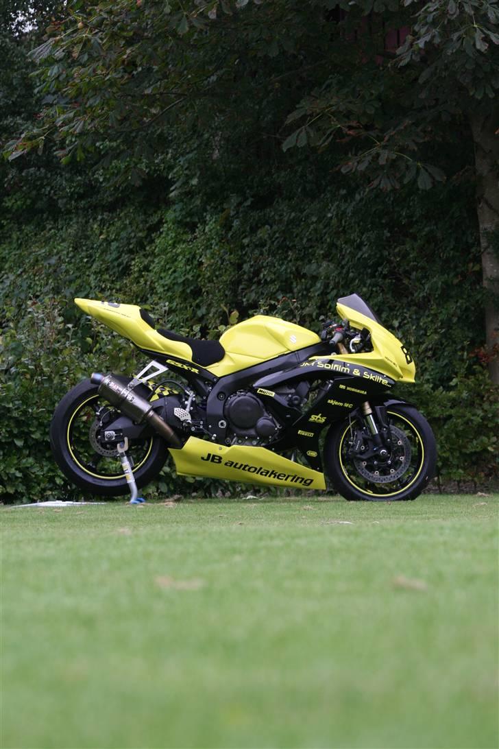 Suzuki gsxr 600 k7 billede 2
