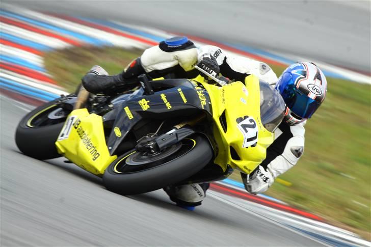 Suzuki gsxr 600 k7 billede 8