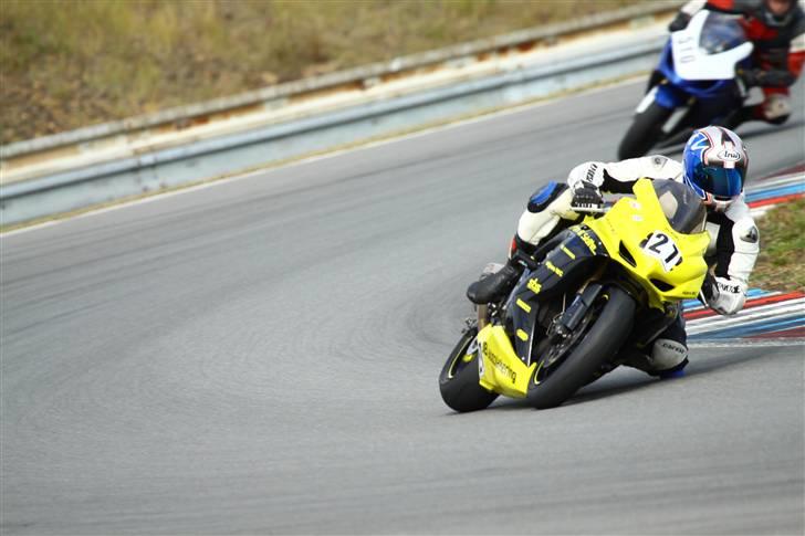 Suzuki gsxr 600 k7 billede 12