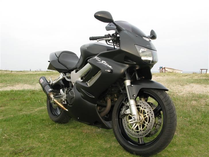 Honda VTR1000F billede 2