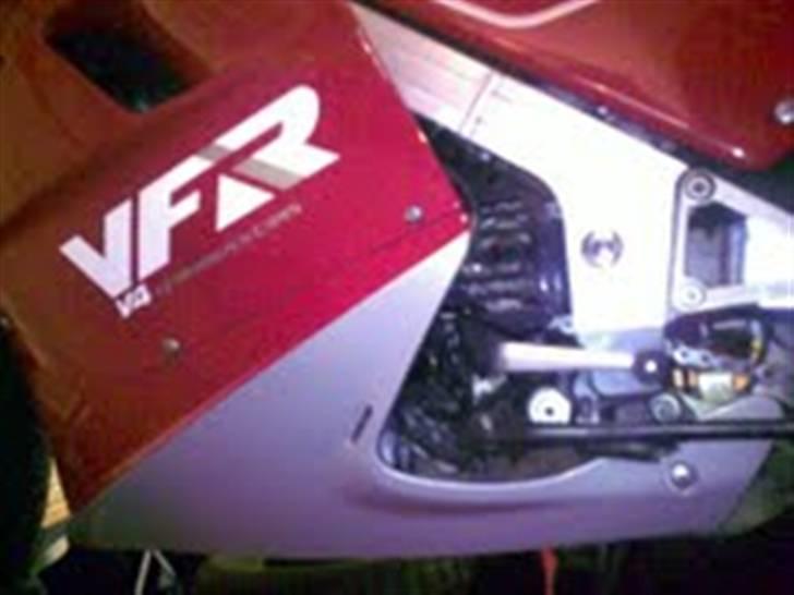 Honda VFR 750F rc24,2 billede 2