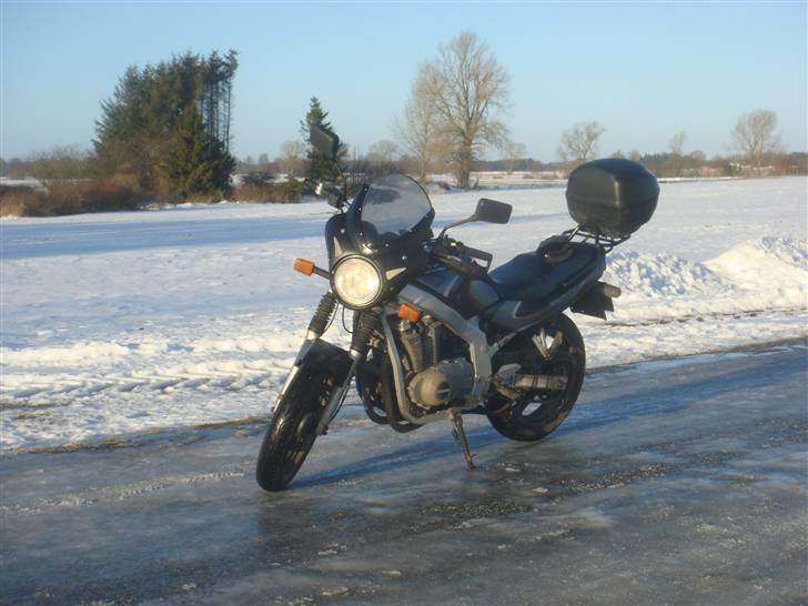 Suzuki GS 500 - 01.01.2011: Flot vejr; men glat ! billede 15