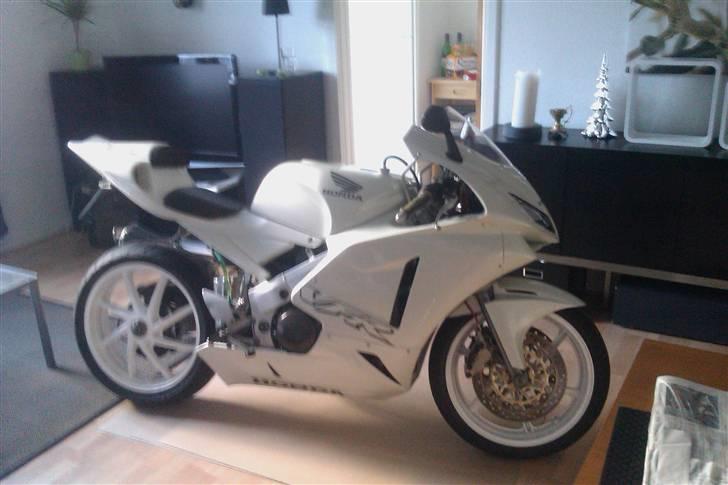 Honda VFR 400 R nc 30  - Solgt  billede 4