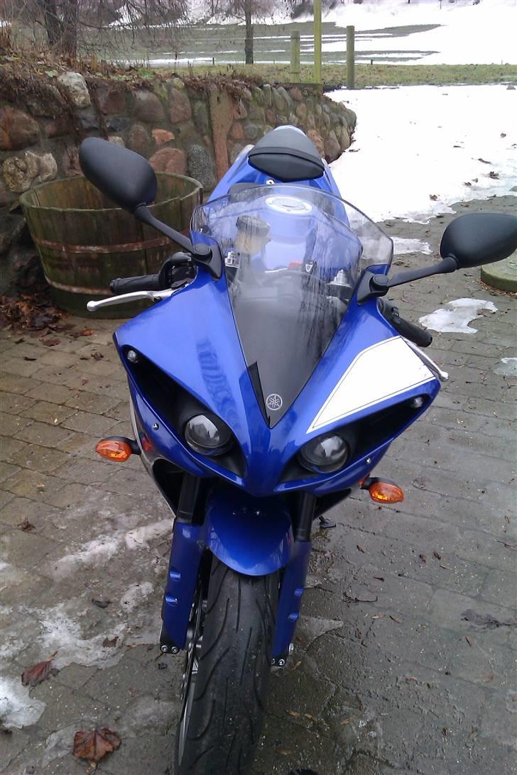 Yamaha YZF R1 billede 11