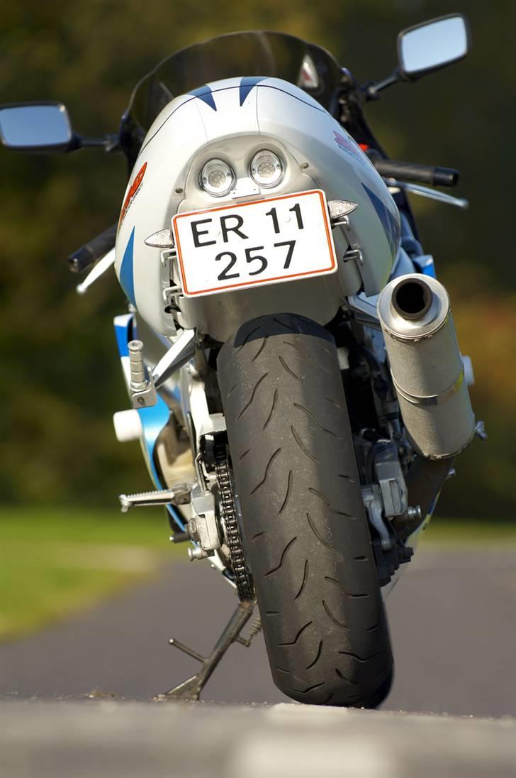 Suzuki gsx-r 600 Srad billede 8