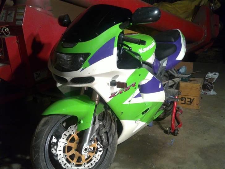 Kawasaki zx9r billede 1