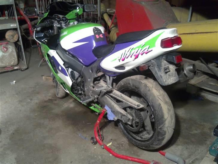 Kawasaki zx9r billede 4