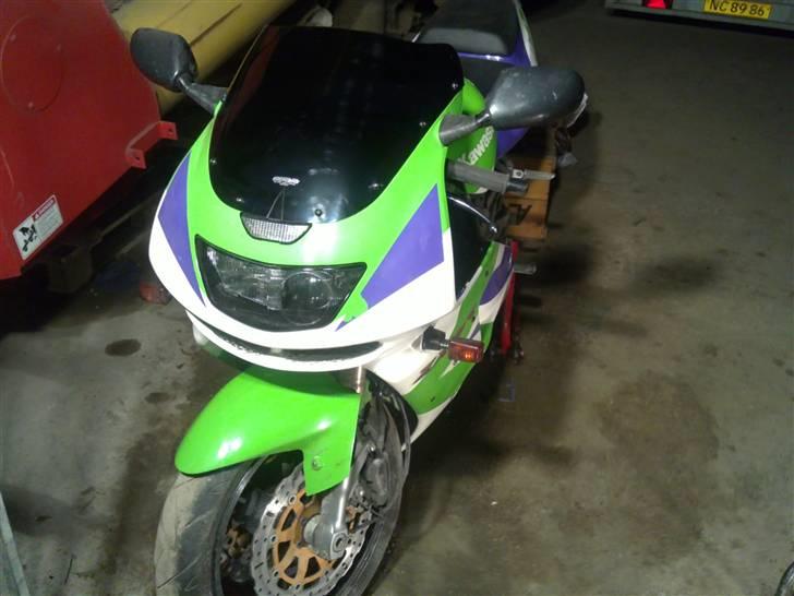 Kawasaki zx9r billede 5