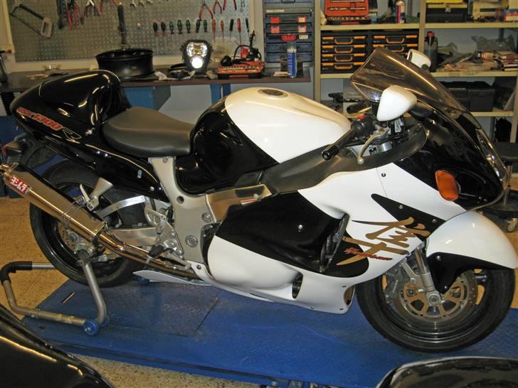 Suzuki GSX1300R billede 8