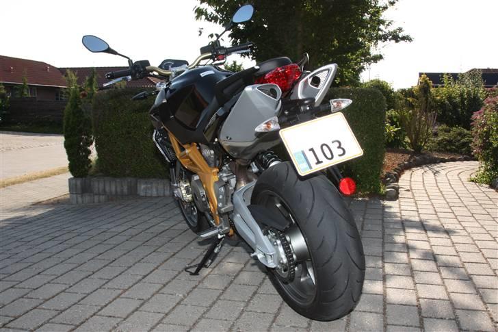 Aprilia Shiver 750 - SOLGT ! billede 2