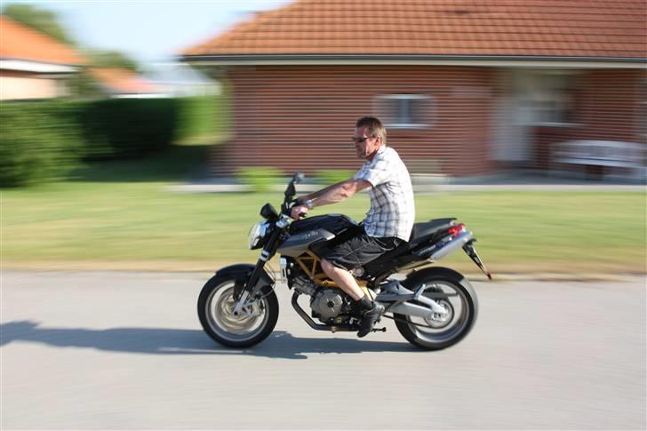 Aprilia Shiver 750 - SOLGT ! billede 6