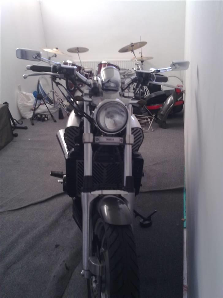 Yamaha V-max billede 9