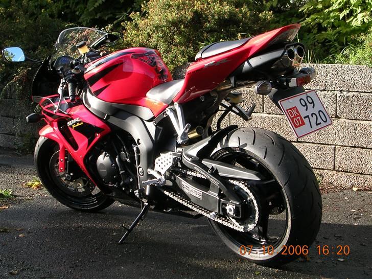 Honda CBR1000RR billede 2