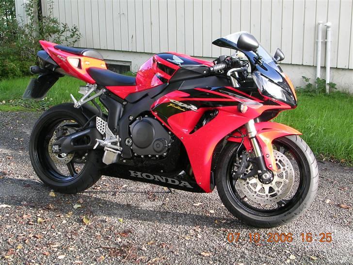 Honda CBR1000RR billede 4