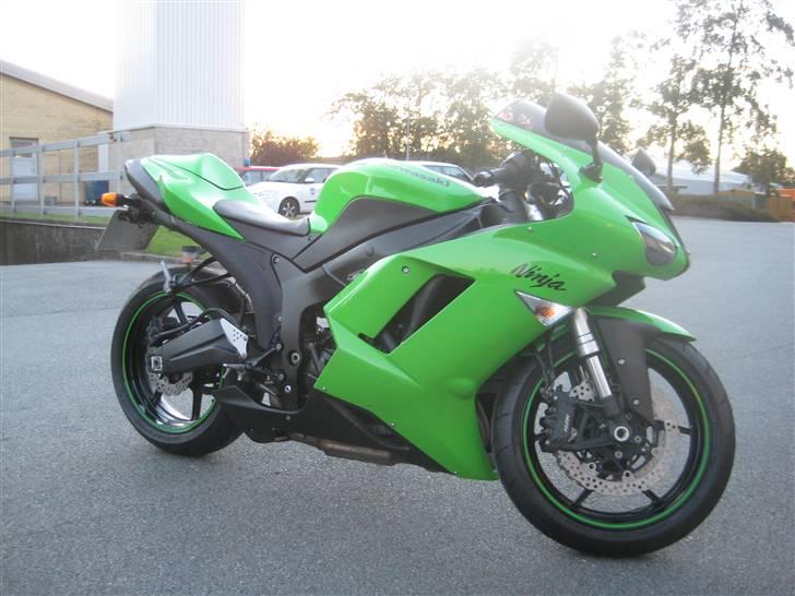 Kawasaki ZX6R billede 3