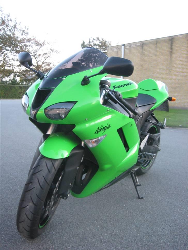 Kawasaki ZX6R billede 4