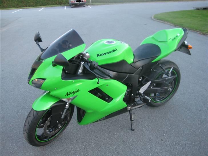 Kawasaki ZX6R billede 6