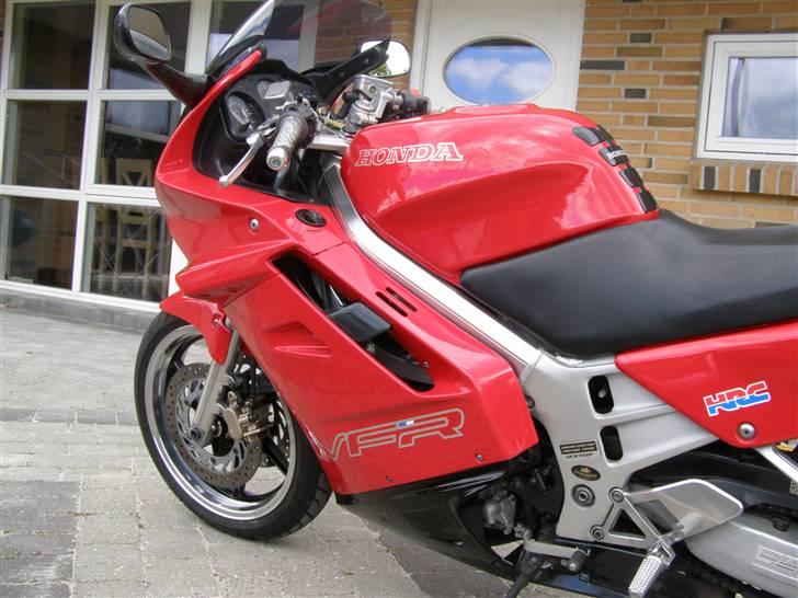 Honda VFR 750 F billede 9