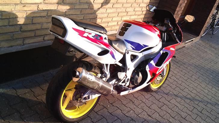 Honda CBR 900RR Fireblade SOLGT billede 16