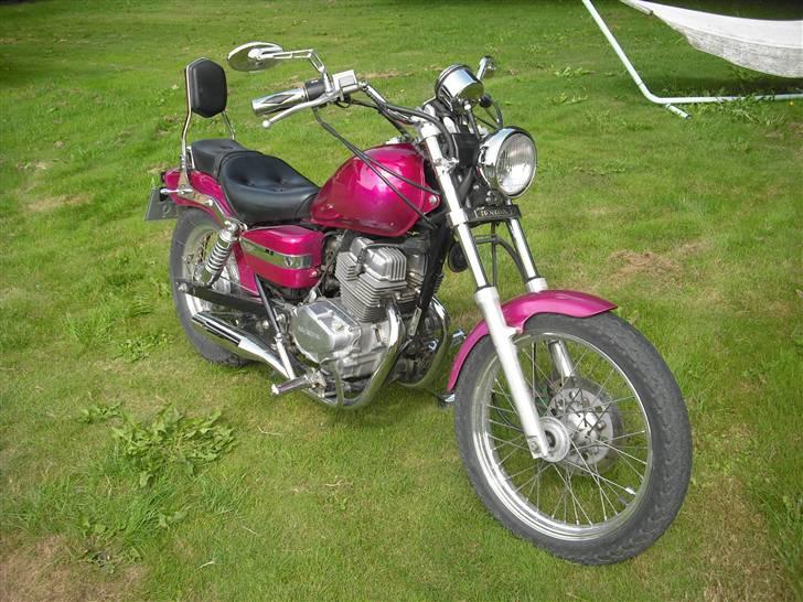 Honda Rebel  *SOLGT* billede 4