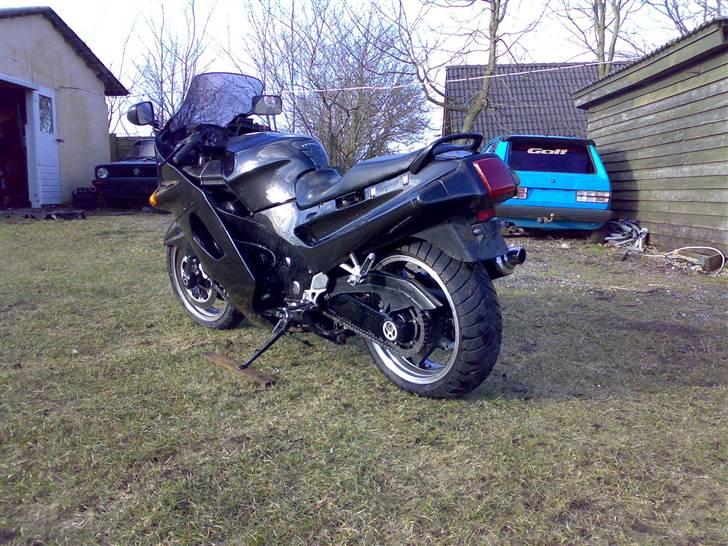 Kawasaki ZZR 1100 (SOLGT) billede 4