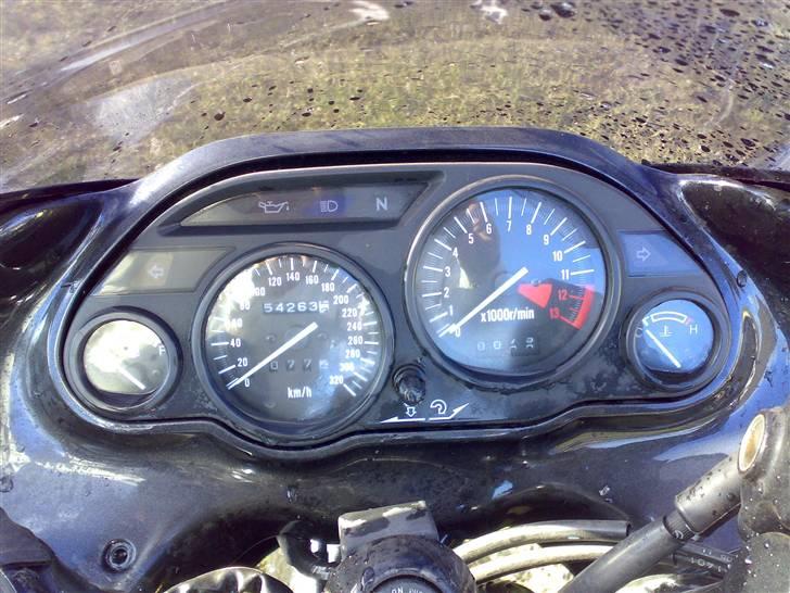 Kawasaki ZZR 1100 (SOLGT) billede 6