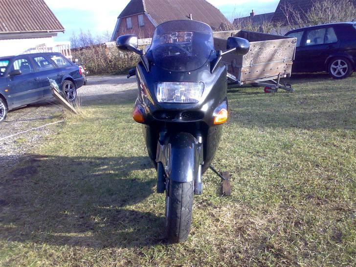 Kawasaki ZZR 1100 (SOLGT) billede 7