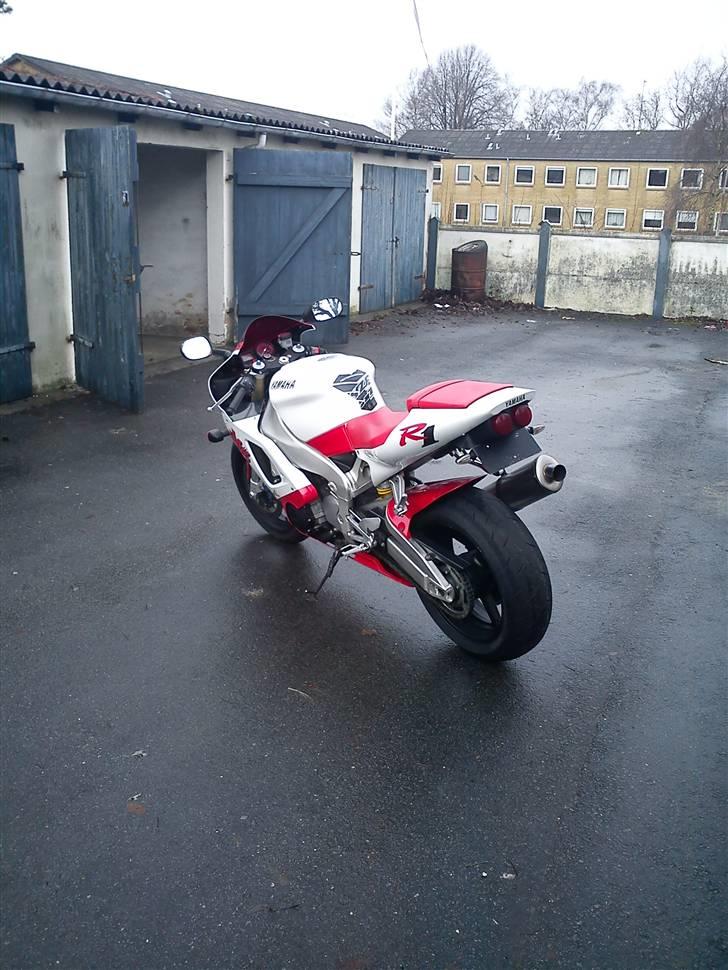 Yamaha YZF R1 billede 4