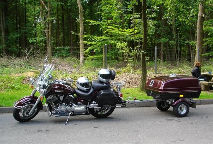 Yamaha XVS 1100 Drag Star - spisepause i holland billede 4