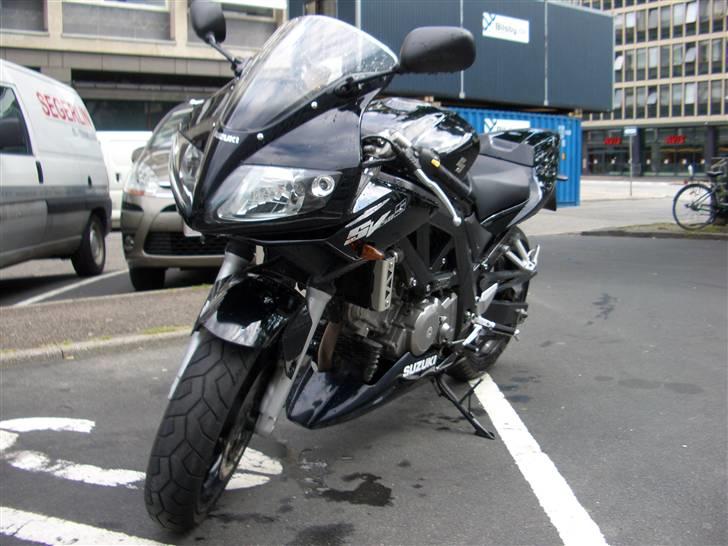 Suzuki SV650s [solgt] billede 8
