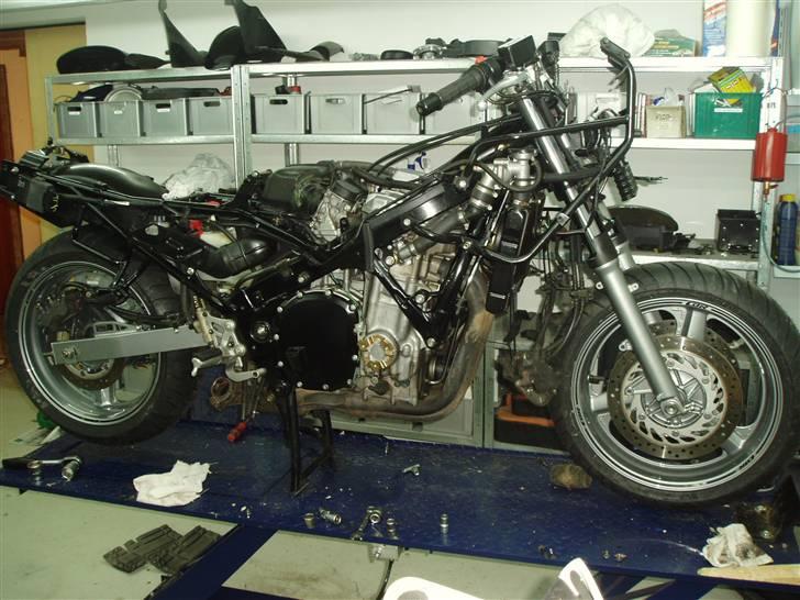 Honda CBR 1000 F - Mangler lige det sidste... billede 12