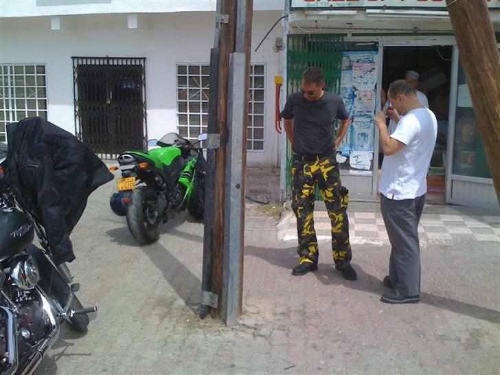 Kawasaki ZX6R billede 7