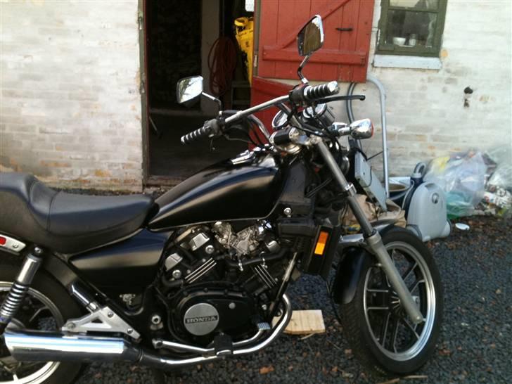 Honda magna VF 500c billede 2