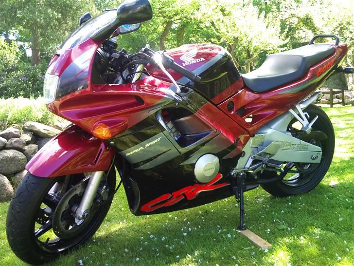 Honda cbr 600 billede 2
