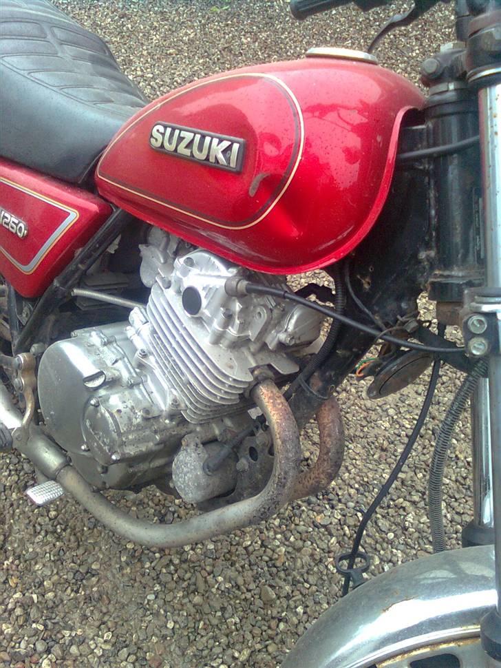 Suzuki Gn 250 solgt billede 5