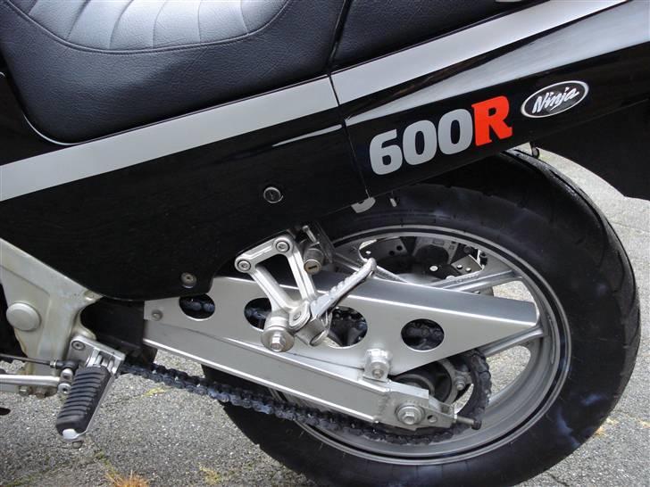 Kawasaki GPZ 600R billede 5