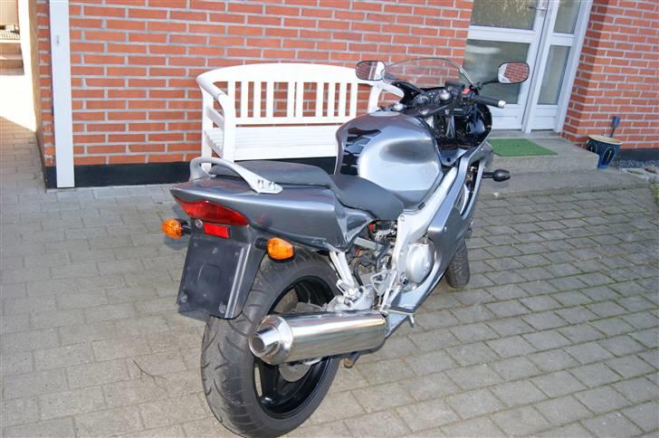 Honda Cbr 600 f4 billede 2