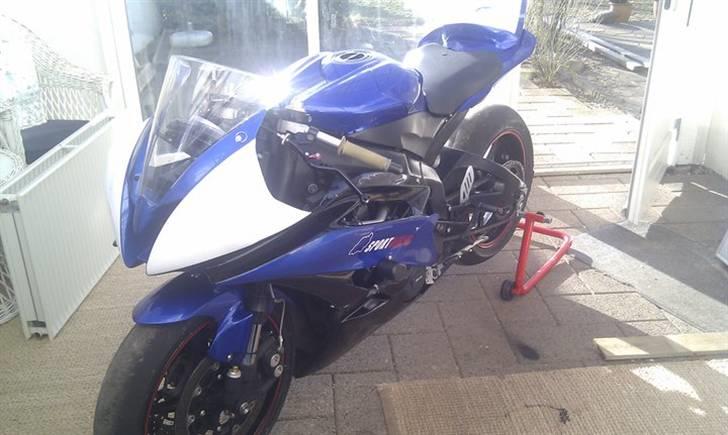 Yamaha YZF R6 billede 2