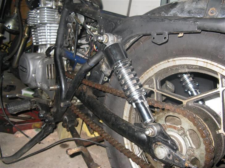 Suzuki GN 400 "Bratstyle" (Solgt) - Sænket 60mm billede 16
