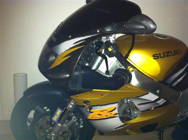 Suzuki Gsxr 750 T Srad billede 7