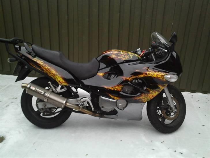 Suzuki GSX 750 F - Syntes selv den er mega lækker.. billede 1