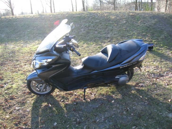 Suzuki Burgman 400 K8 billede 4